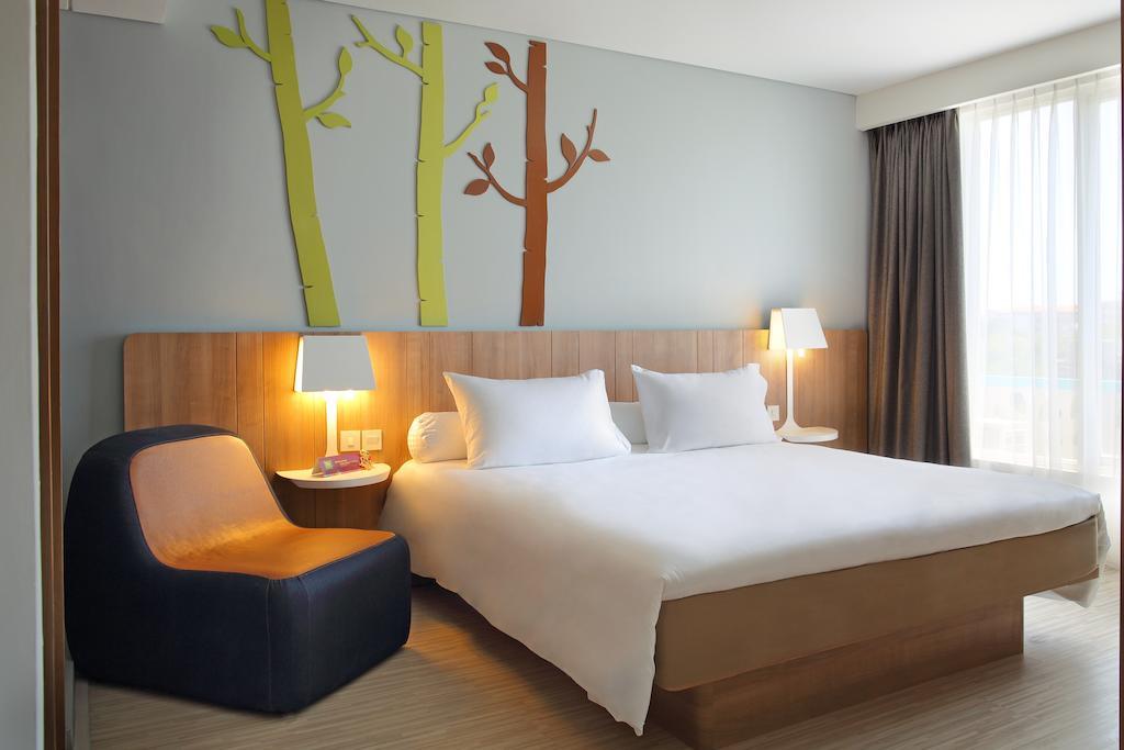Grand Livio Kuta Hotel Legian Rom bilde